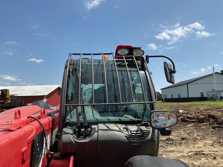 2016-manitou-mlt840-115-ps-image-31