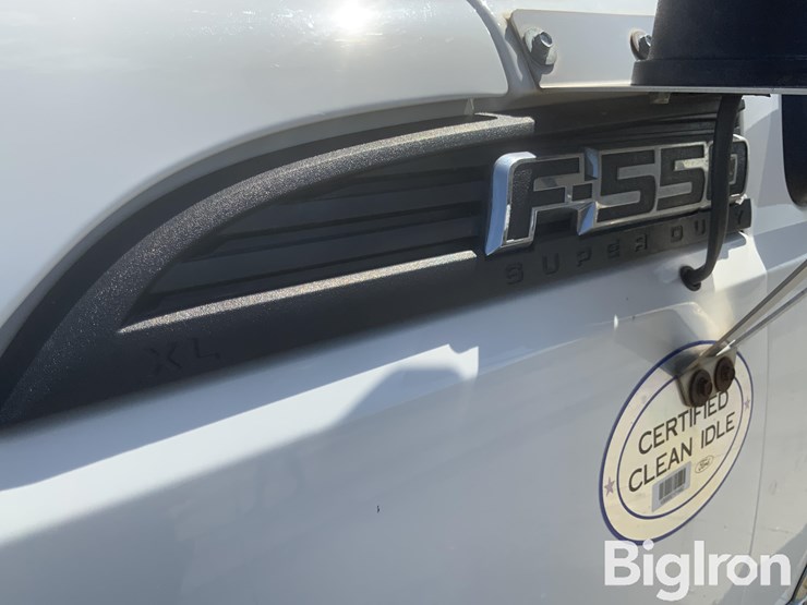 2015-ford-f550-image-12
