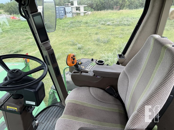 2013-john-deere-r450-image-38