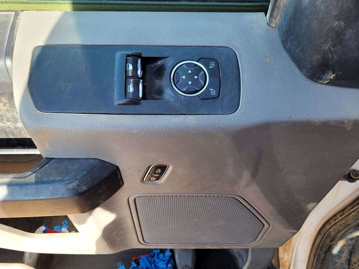 2017-ford-f150-image-7