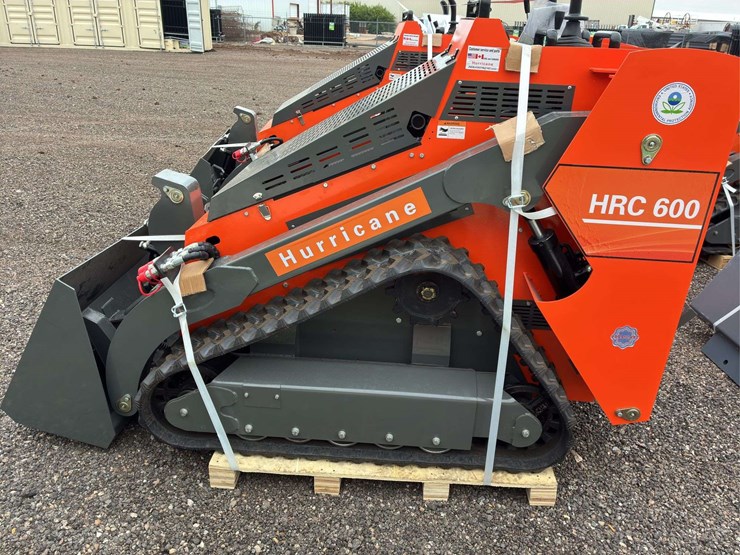 mini-skid-2024-hrc600-skid-steer-image-7