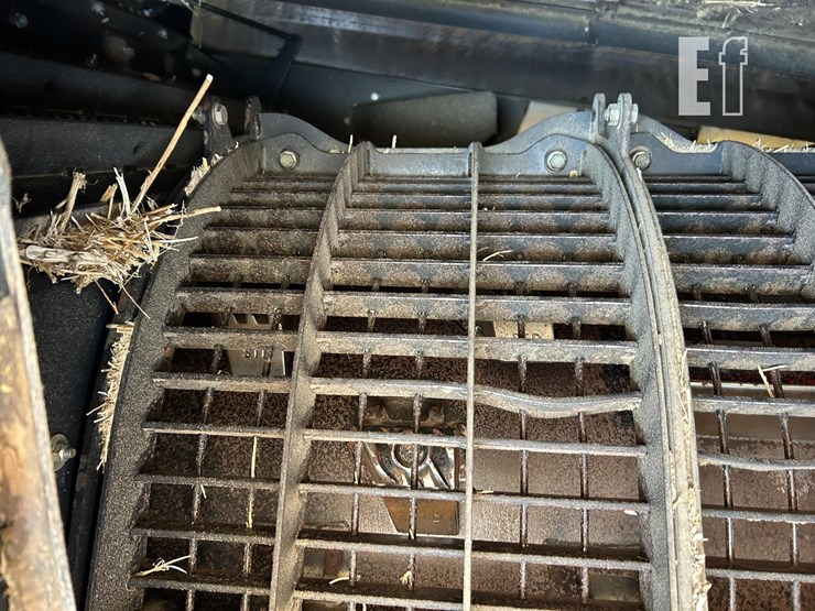 2007-case-ih-7010-image-29