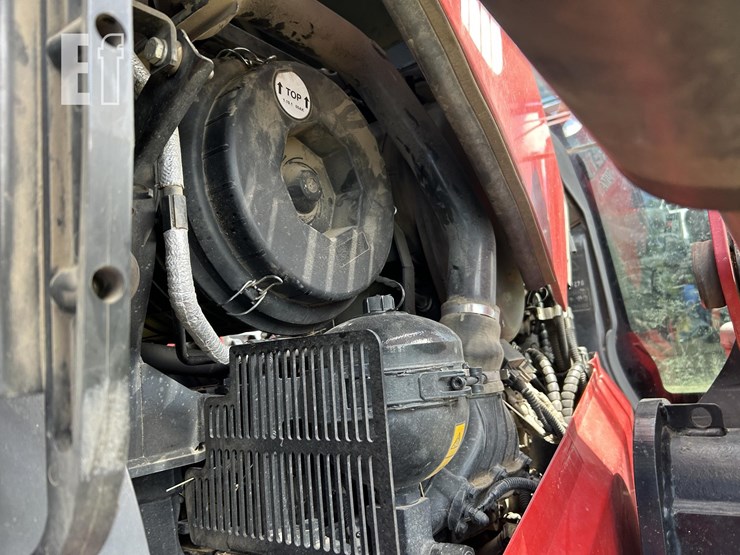 2019-case-ih-puma-185-cvx-image-37