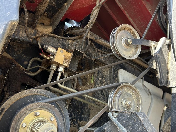 2007-case-ih-7010-image-44