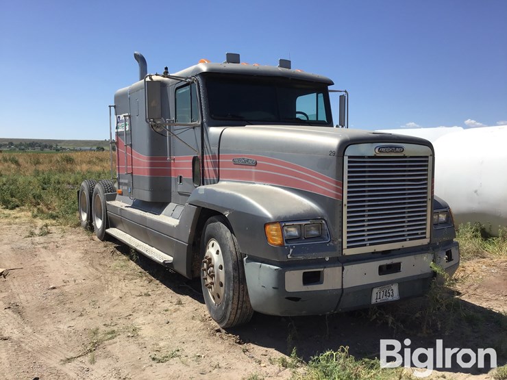 1991-freightliner-fld120-image-3