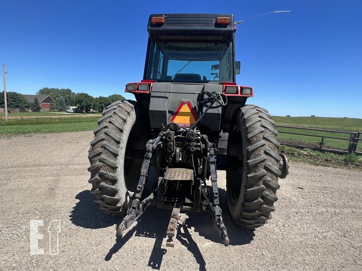 1989-case-ih-7130-image-4