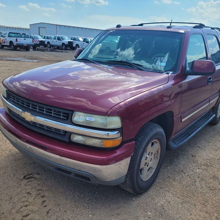 2004 CHEVROLET TAHOE