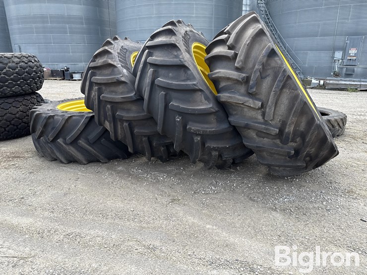 john-deere-a-image-1