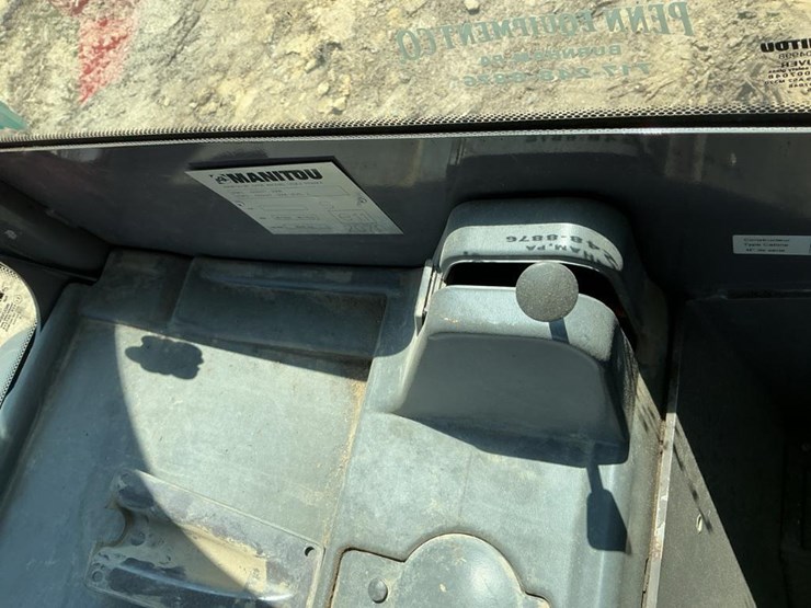 2016-manitou-mlt840-115-ps-image-62