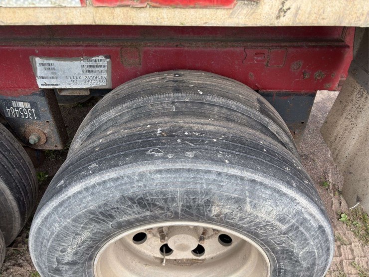 1990-custom-trailer-image-12