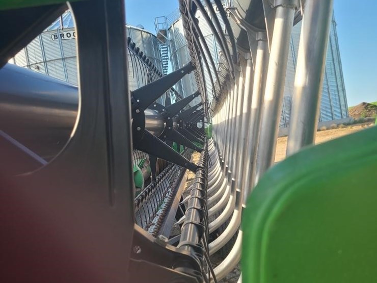 2011-john-deere-635f-image-12