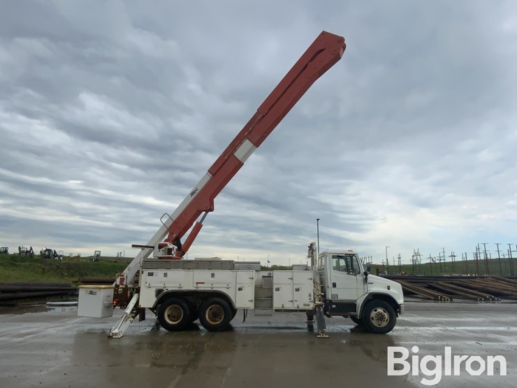 2003-freightliner-fl80-image-4