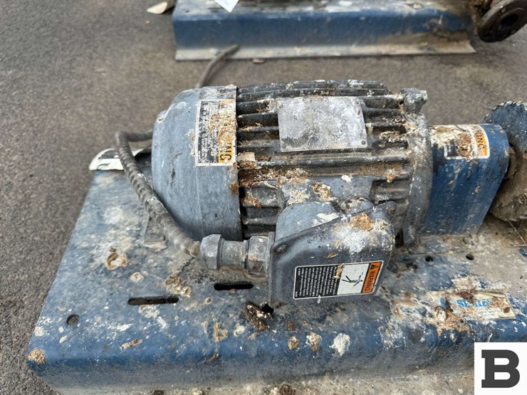 water-pump-with-motor-image-5