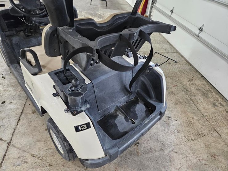 #373-•-2015-ez-go-rxv-golf-cart-image-10