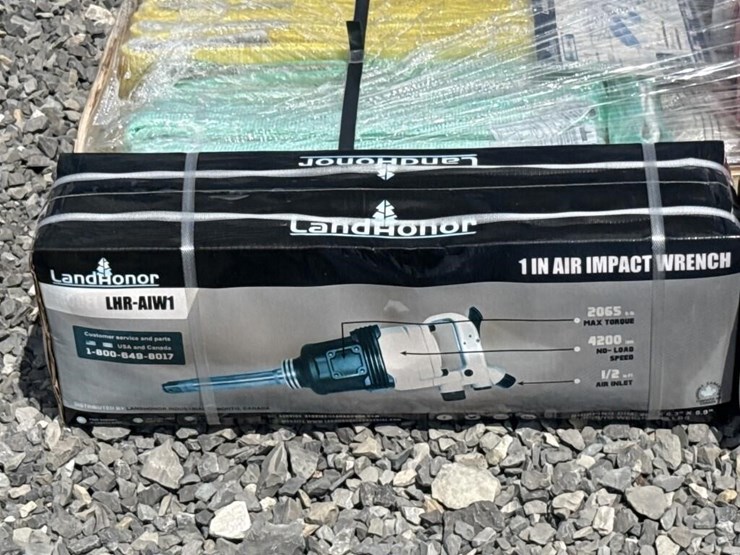 land-honor-1"-air-impact-wrench.-image-1