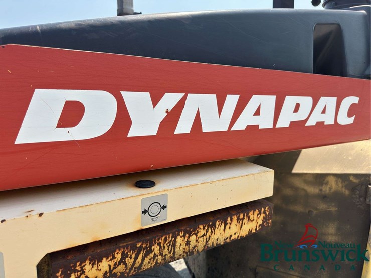 2005-dynapac-cc422hf-image-10