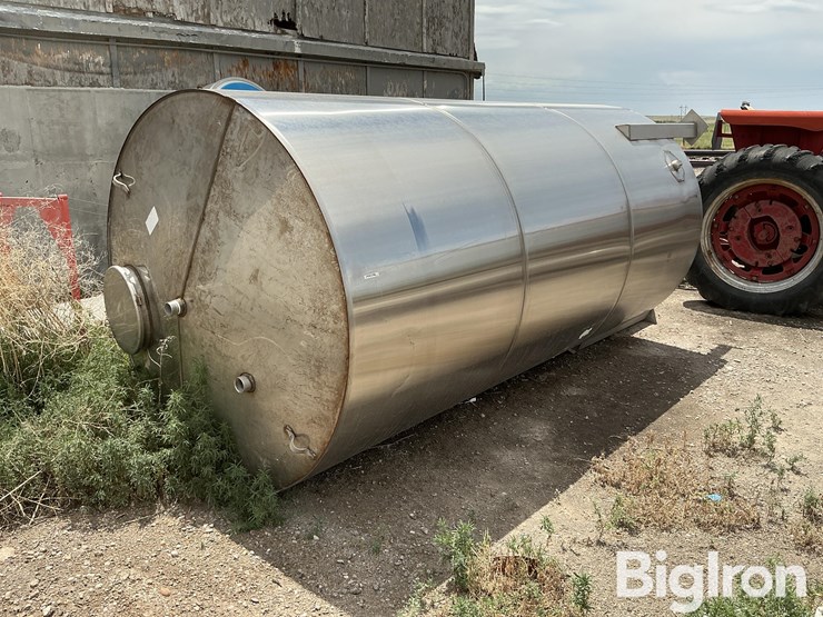 2500-gallon-stainless-steel-tank-image-1