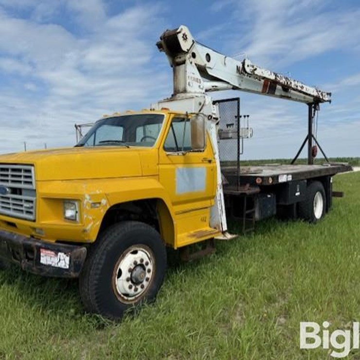 1986 FORD F800