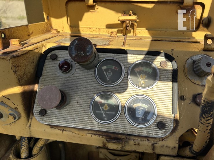 1971-caterpillar-627-image-23