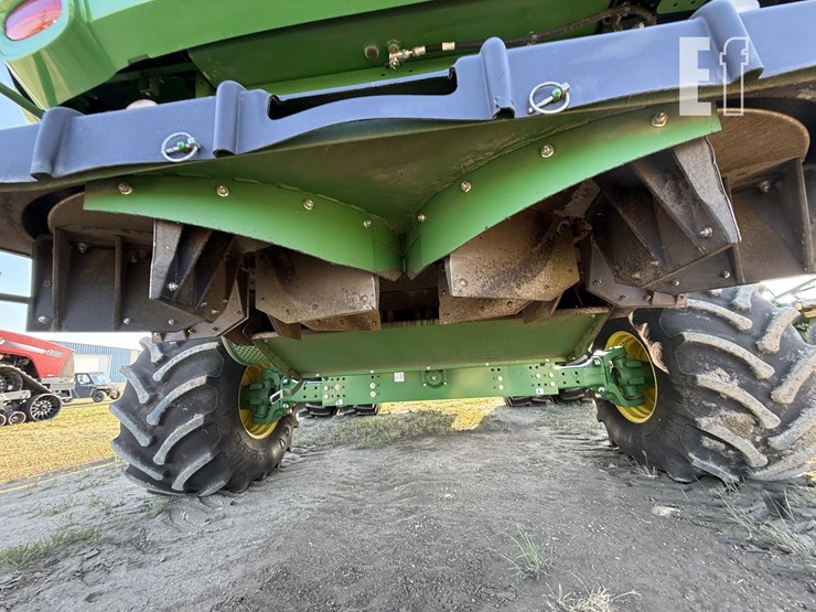 2021-john-deere-s780-image-33