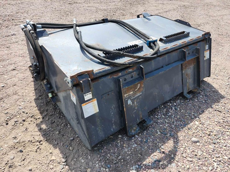 virnig-sweeper-attachment-image-4