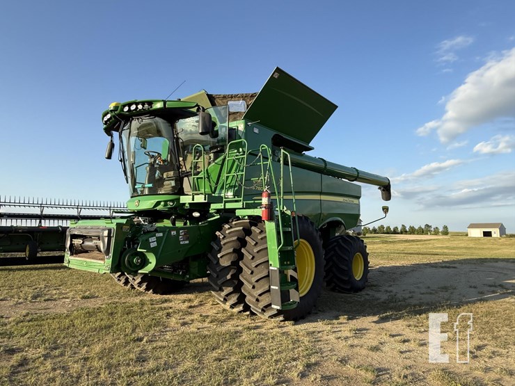 2021-john-deere-s780-image-1