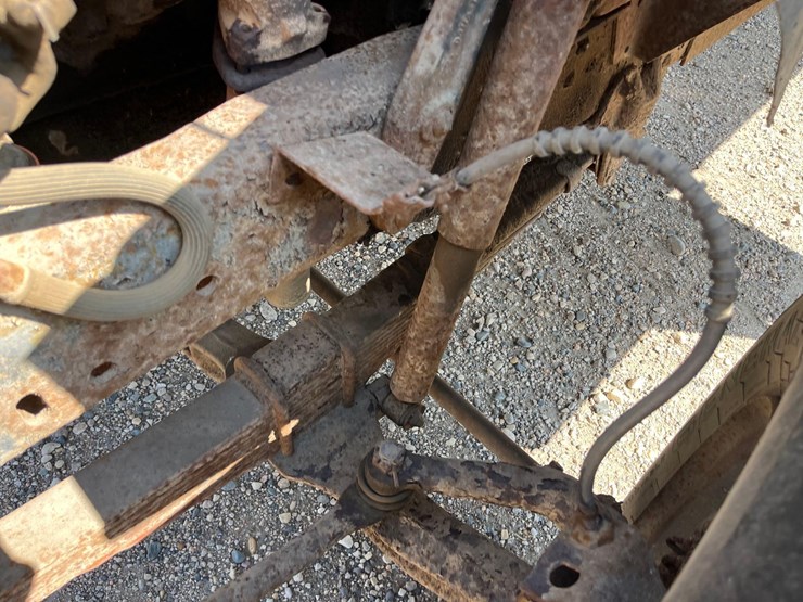 1976-ford-750-grain-truck-image-25