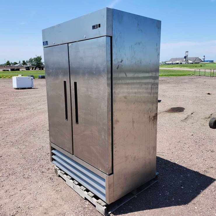 Artic Air Commercial Freezer