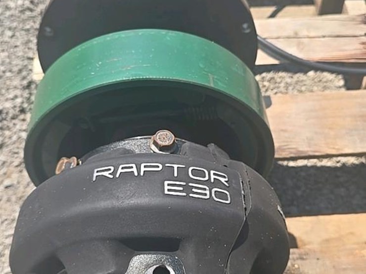 #147-•-raptor-e30-centrifugal-clutch-image-3