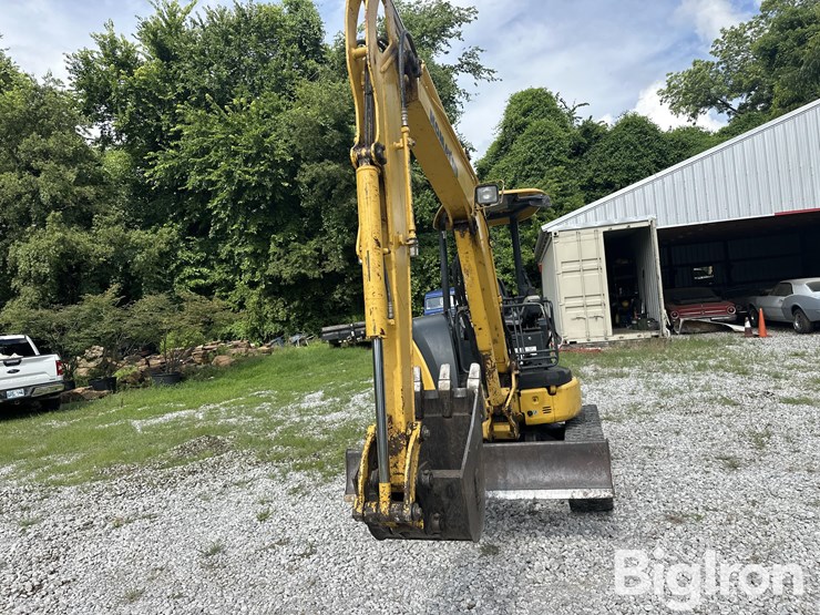 komatsu-pc35mr-3-image-2