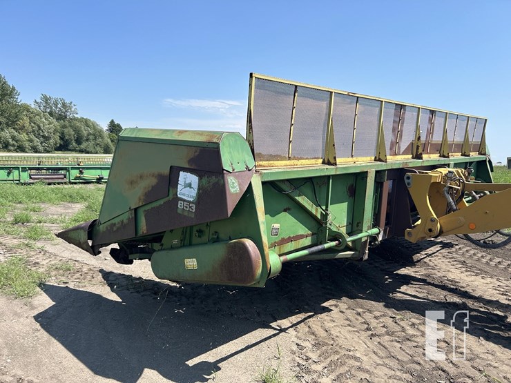 john-deere-853-image-4
