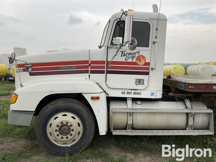 1991-freightliner-fld120-image-9