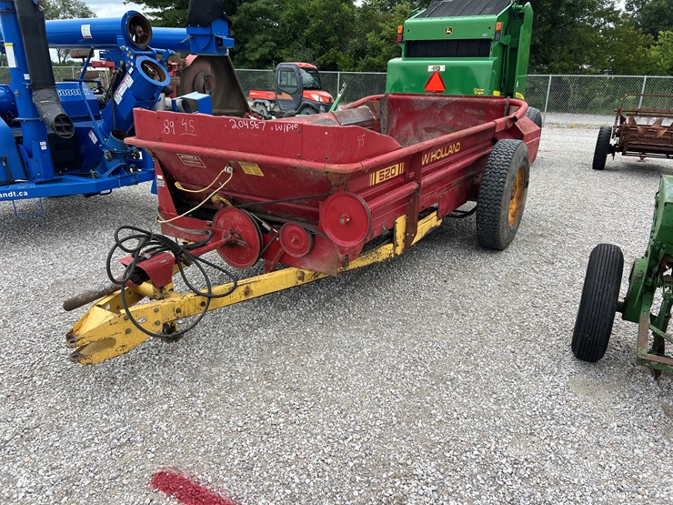new-holland-520-image-8