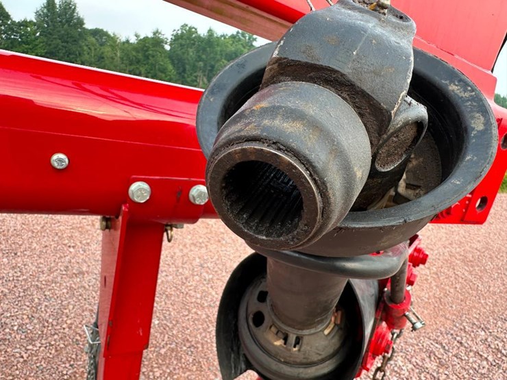 2014-new-holland-h7450-image-14