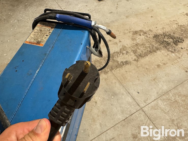 miller-millermatic-250-cv-dc-wire-feed-welder-image-13