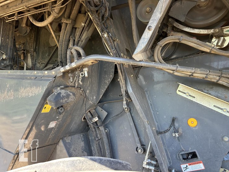 2012-claas-lexion-750tt-image-26