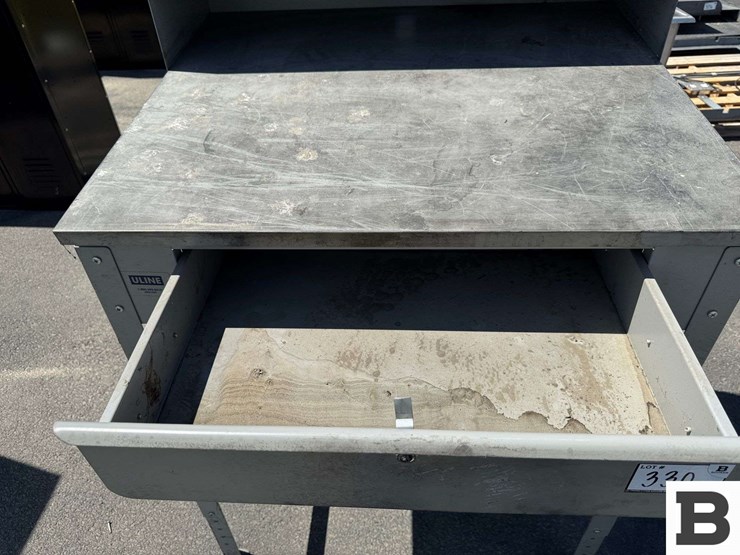 metal-shop-delivery-desk-image-4