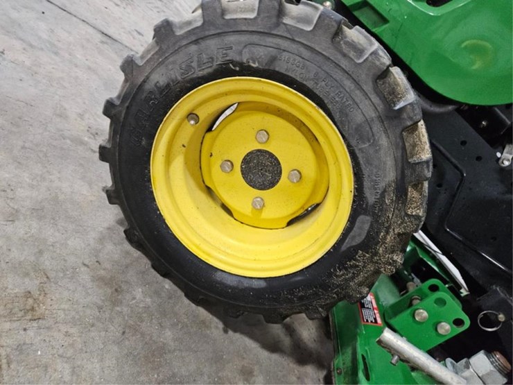 john-deere-2320-image-40