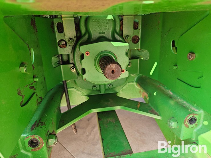 2009-john-deere-8130-image-13
