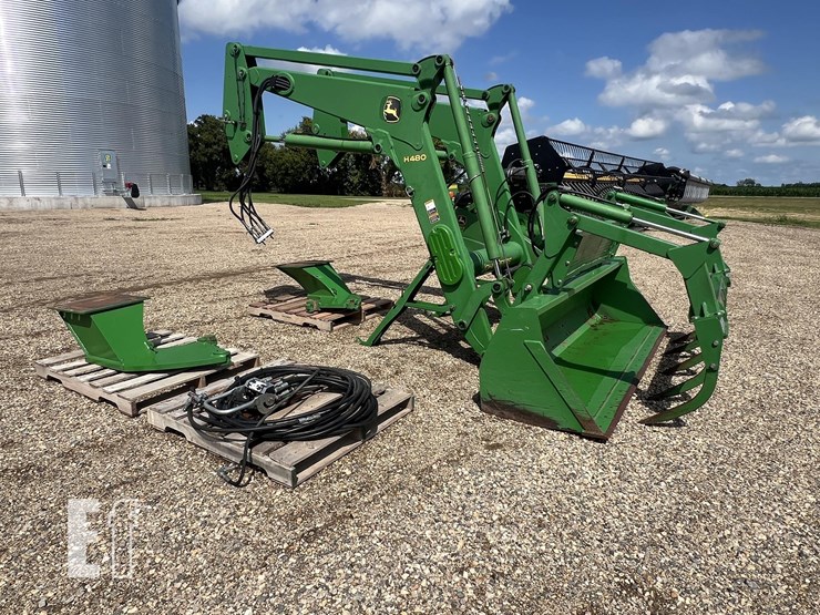 2011-john-deere-h480-image-1