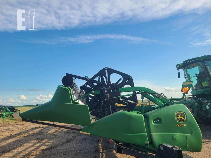 2011-john-deere-635f-image-1