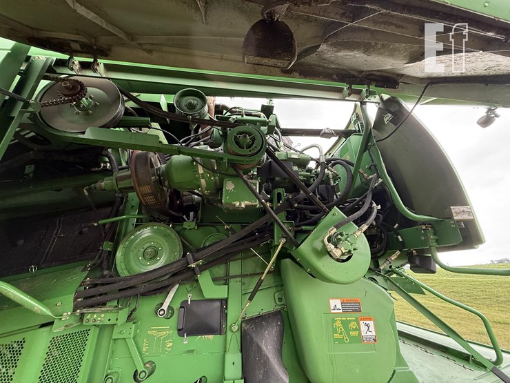 2003-john-deere-9750-image-36