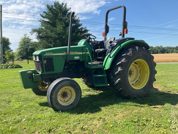 2005-john-deere-5320-image-3