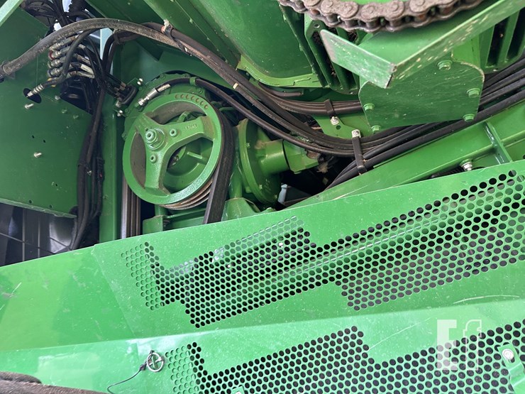 2019-john-deere-s780-image-26