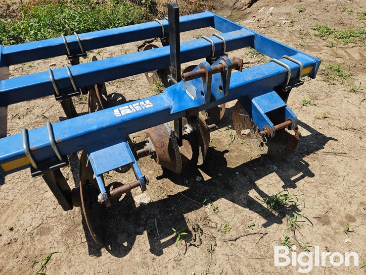 blu-jet-track-master-image-8