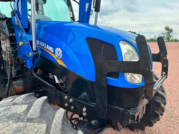 2009-new-holland-855tl-image-39
