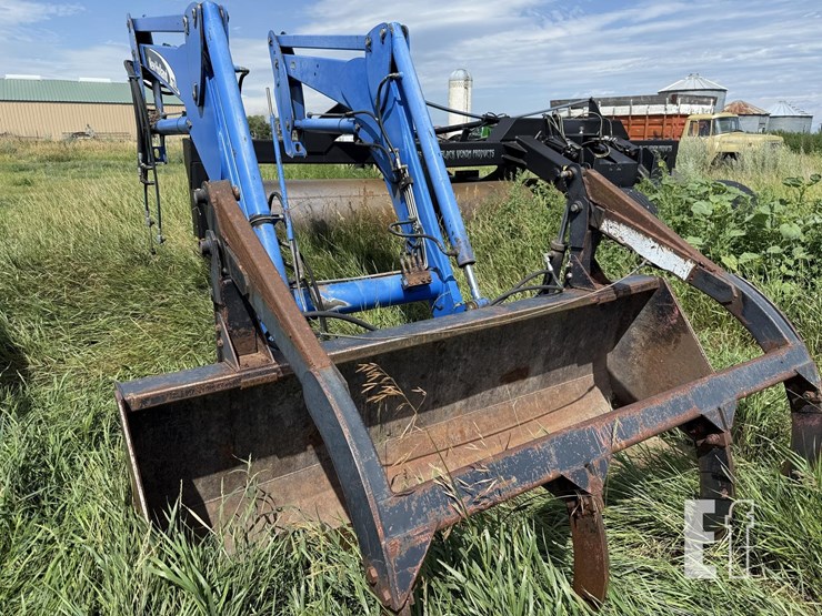 2006-new-holland-tm155-image-39