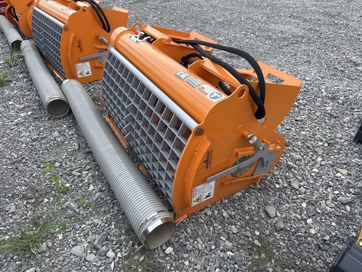 land-honor-skid-steer-concrete-mixer-image-3