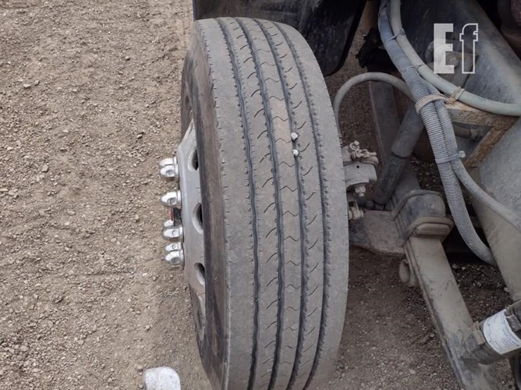 1996-kenworth-t300-image-25