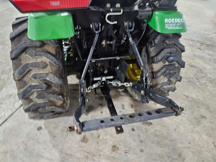 john-deere-2320-image-16